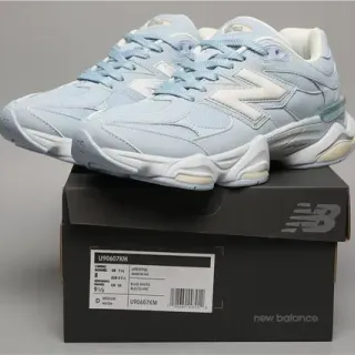 New Balance নীল সাদা Chunky Retro Runner লেয়ার্ড মেশ-সিন্থেটিক আপার লাইফস্টাইল স্নিকার