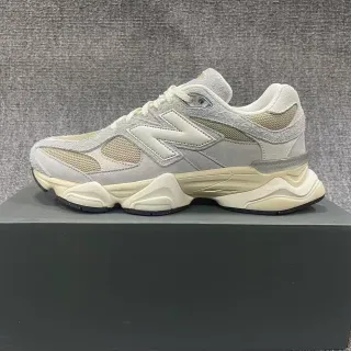 New Balance Cinza Beige Sola Multicamadas Material Misto Parte Superior Tênis Chunky