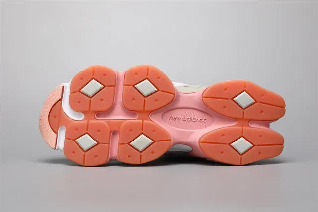 New Balance Cinza Rosa Silhueta Chunky Malha Camadas E Camurça Superior Tênis Lifestyle 6