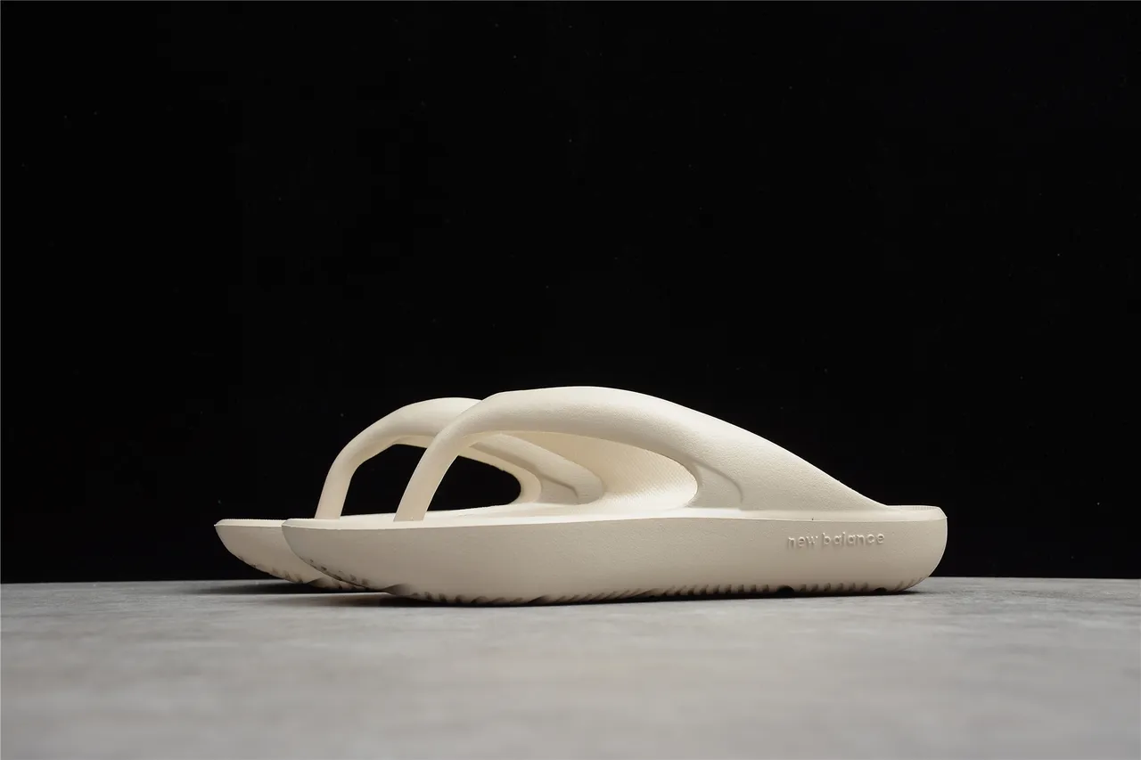 New Balance Slide Off-White 休闲凉鞋 13