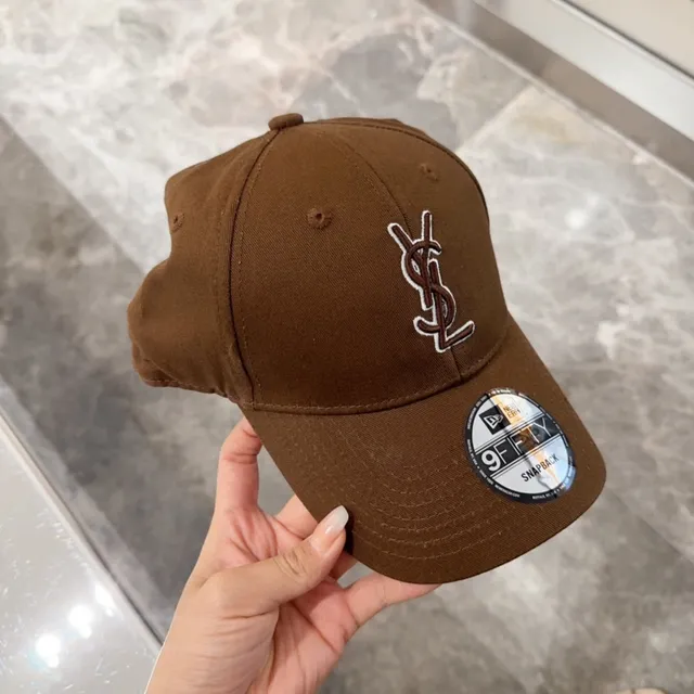 New Era 9FIFTY Snapback 棕色刺绣 Logo 棒球帽 9