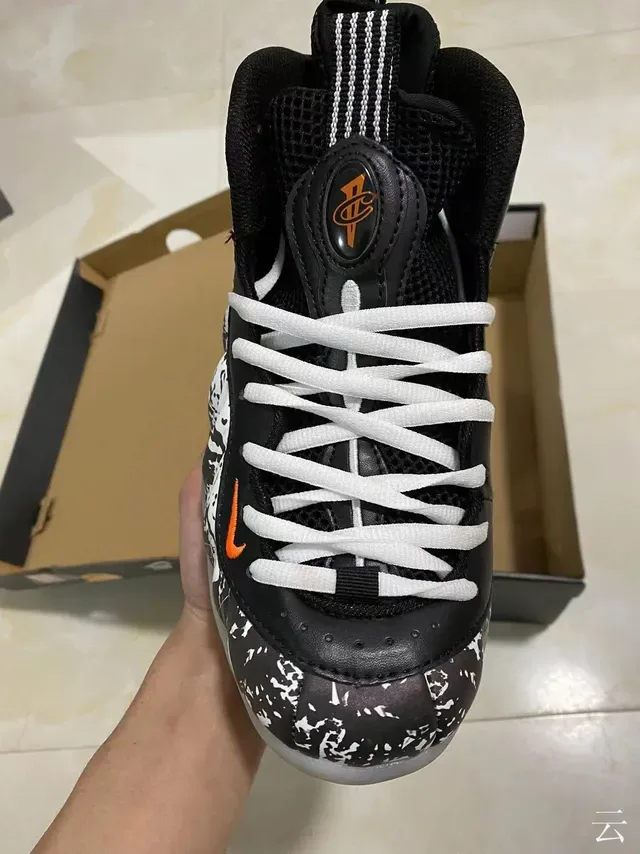 Nike Air Foamposite One Black White Splatter Basketball Shoes 3
