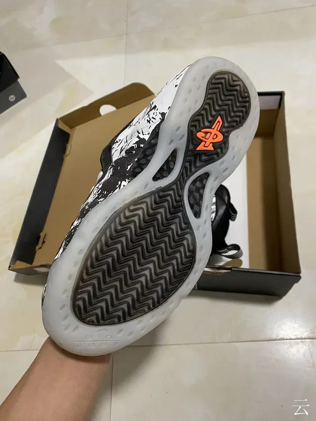 Nike Air Foamposite One Black White Splatter Basketball Shoes 5