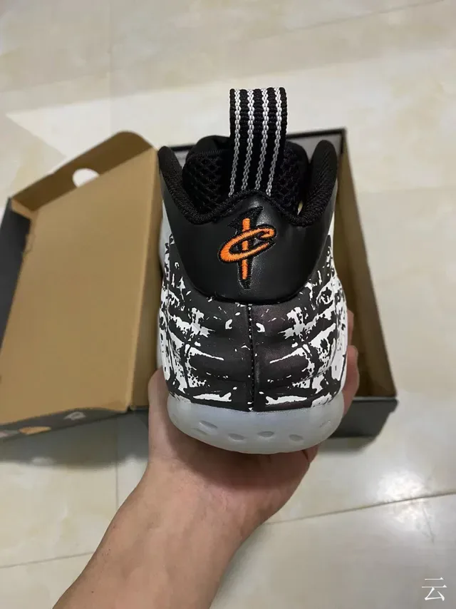 Nike Air Foamposite One Black White Splatter Basketball Shoes 6