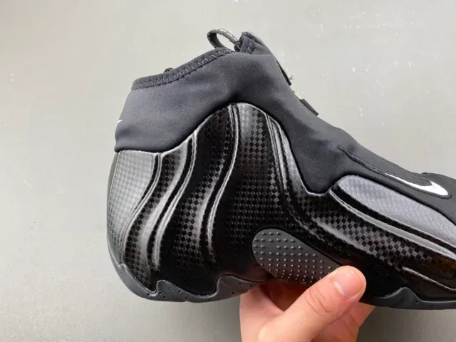 Nike Air Foamposite One Black Zipper Closure Basketball Shoes 3