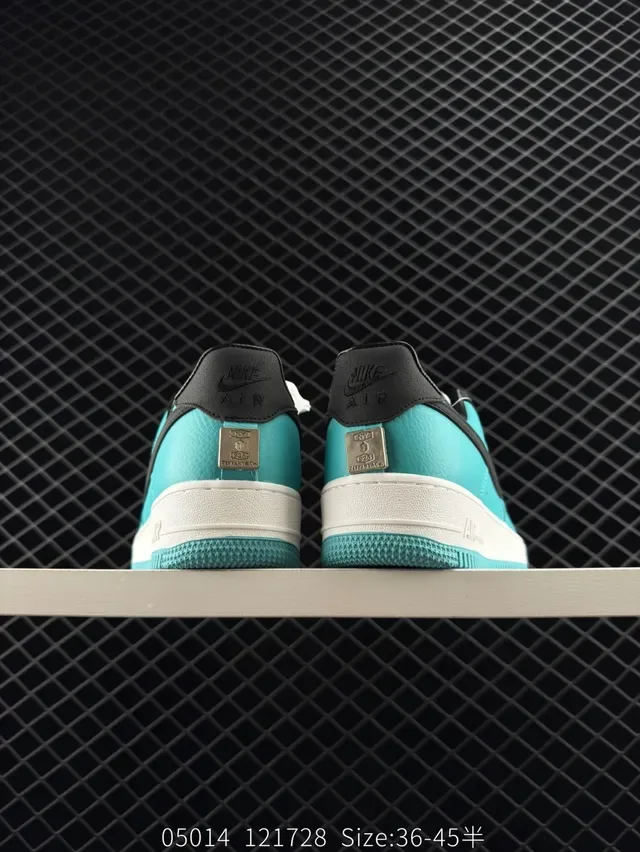 Nike Air Force 1 Turquoise and Black Lifestyle Sneakers 4