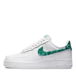 Nike Air Force 1 Blanc et Vert Impression Bandana Sneakers Lifestyle