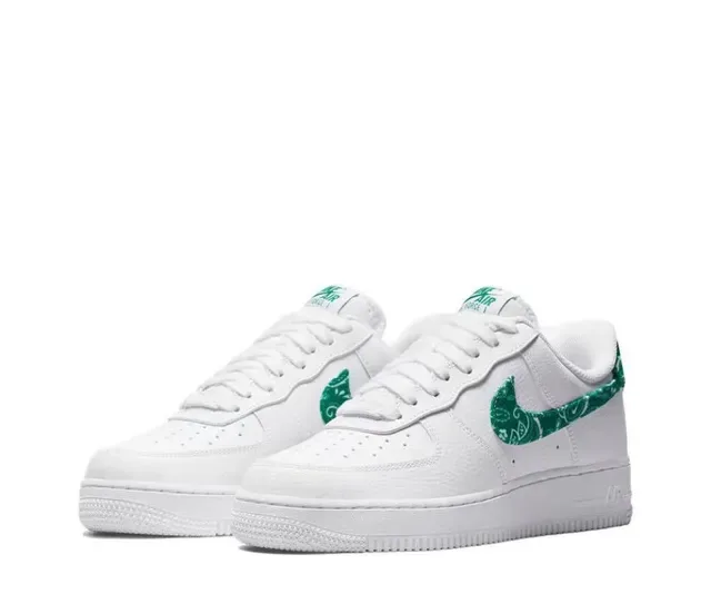 Nike Air Force 1 Blanco y Verde con Estampa de Bandana Zapatillas Lifestyle 5