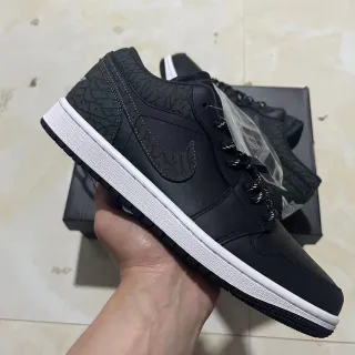 Nike Air Jordan 1 Low Black Elephant حذاء أسلوب الحياة