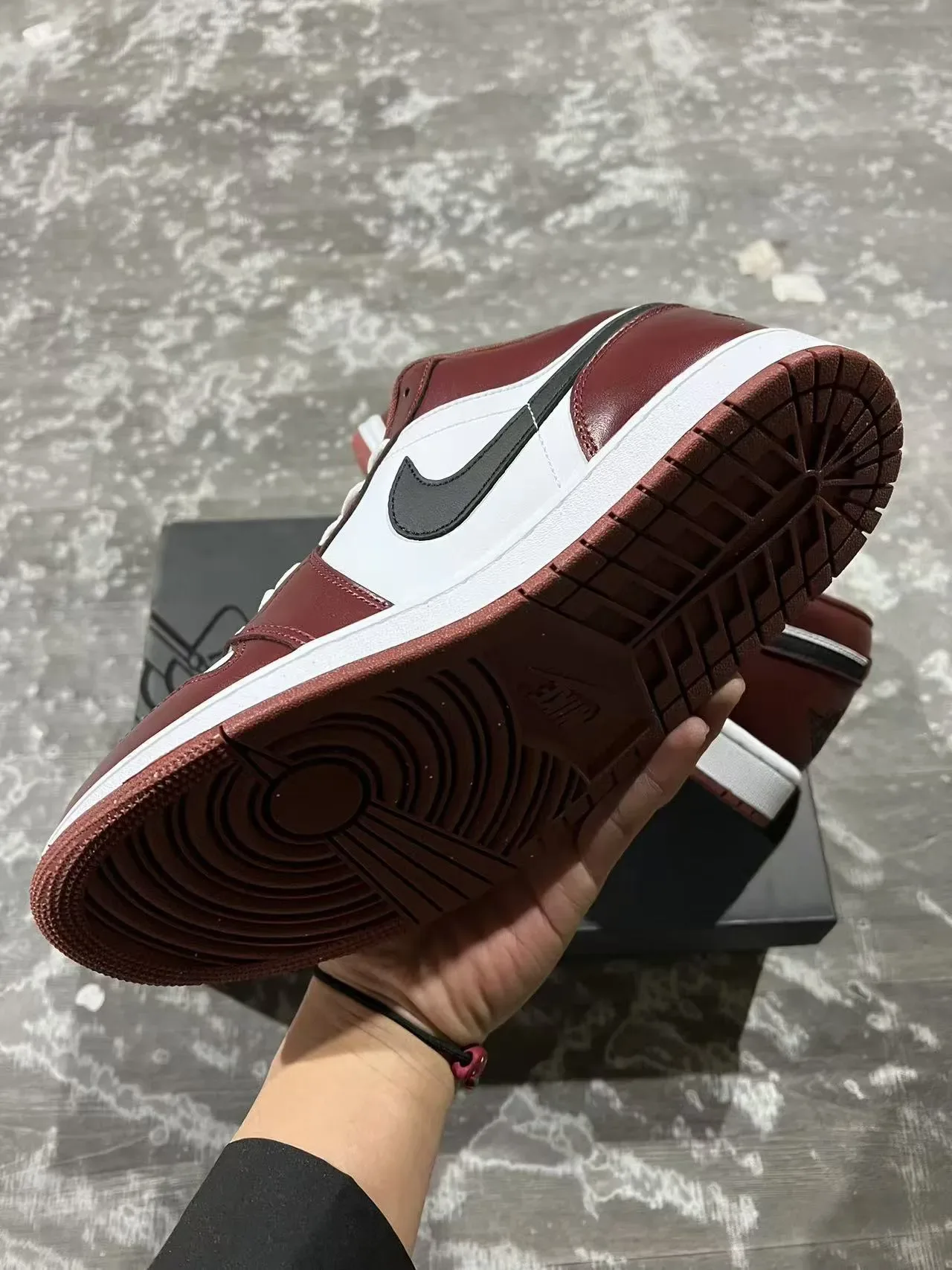 Nike Air Jordan 1 Low Zapatillas Lifestyle Burdeos Branco Preto 6