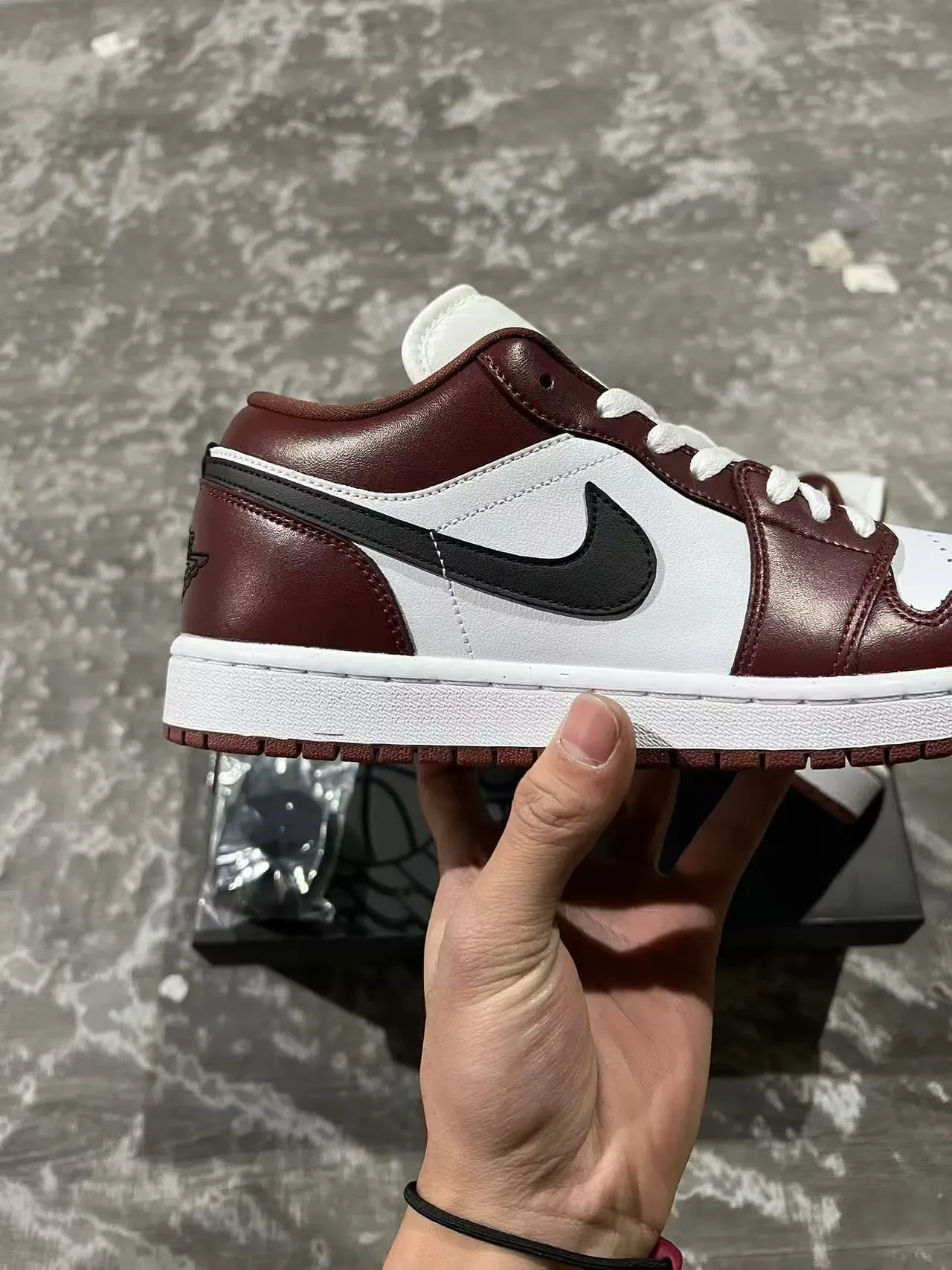 Nike Air Jordan 1 Low Zapatillas Lifestyle Burdeos Branco Preto 7