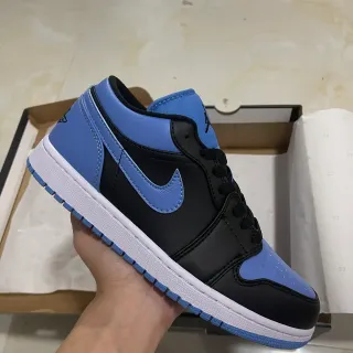 Nike Air Jordan 1 Low University Blue Black حذاء لايف ستايل
