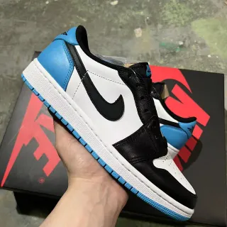Nike Air Jordan 1 Low White Black University Blue حذاء أسلوب حياة