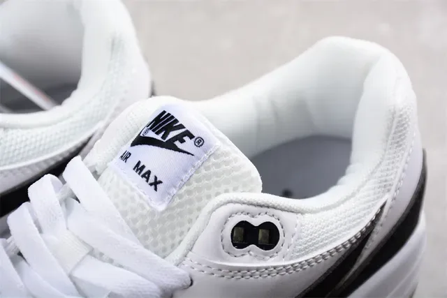 Nike Air Max 1 White Black Lifestyle Sneakers 6