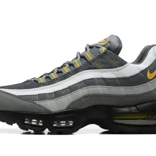 Nike Air Max 95 Tênis Lifestyle Cinza e Amarelo