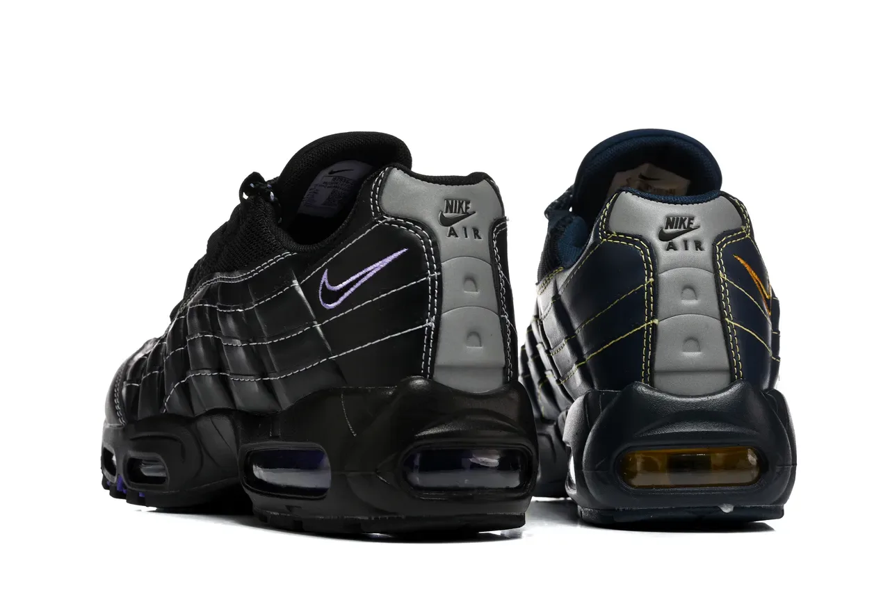 Nike Air Max 95 Blanc et Rouge Sneakers Lifestyle 3