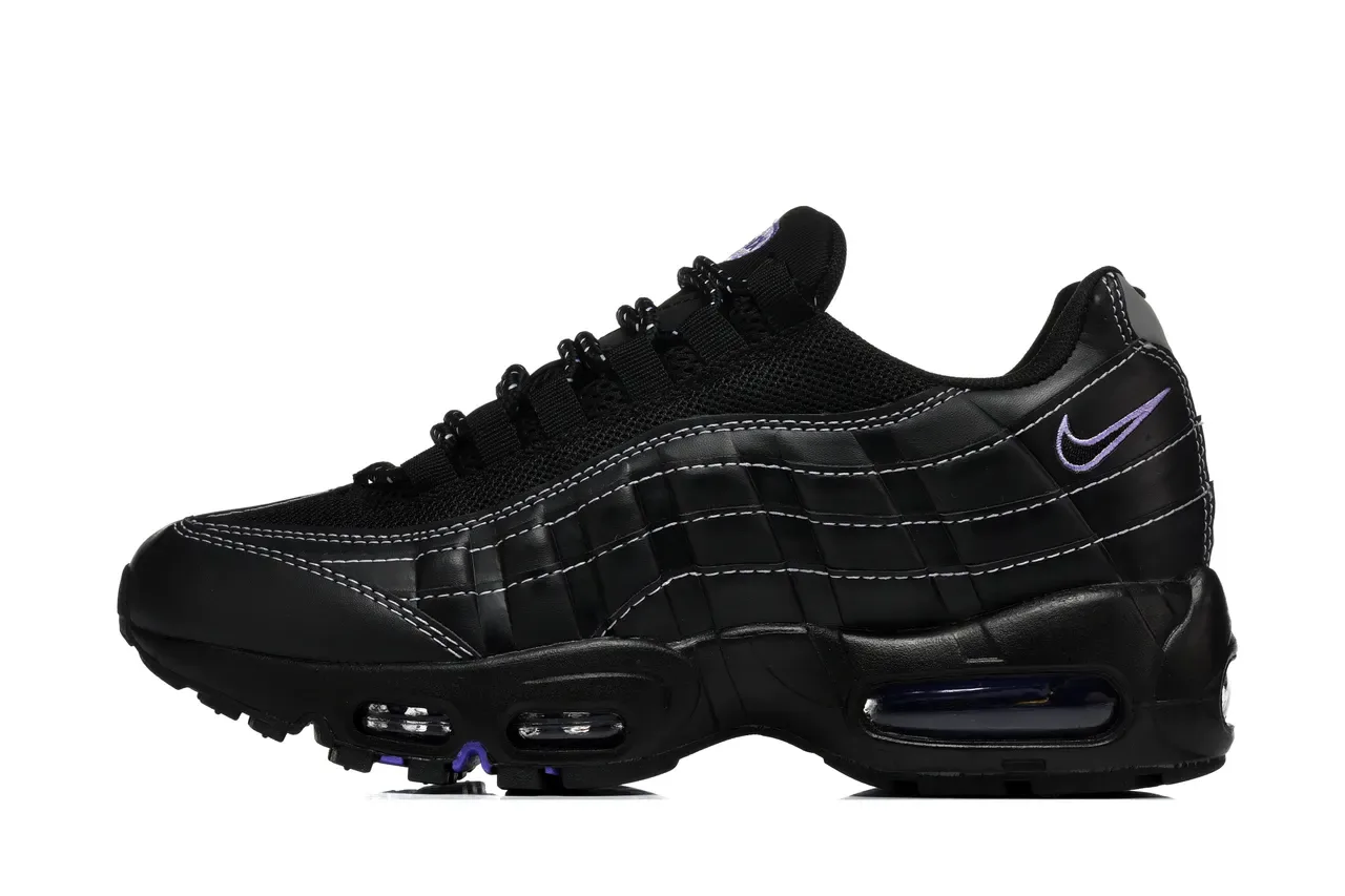Nike Air Max 95 Blanc et Rouge Sneakers Lifestyle 4