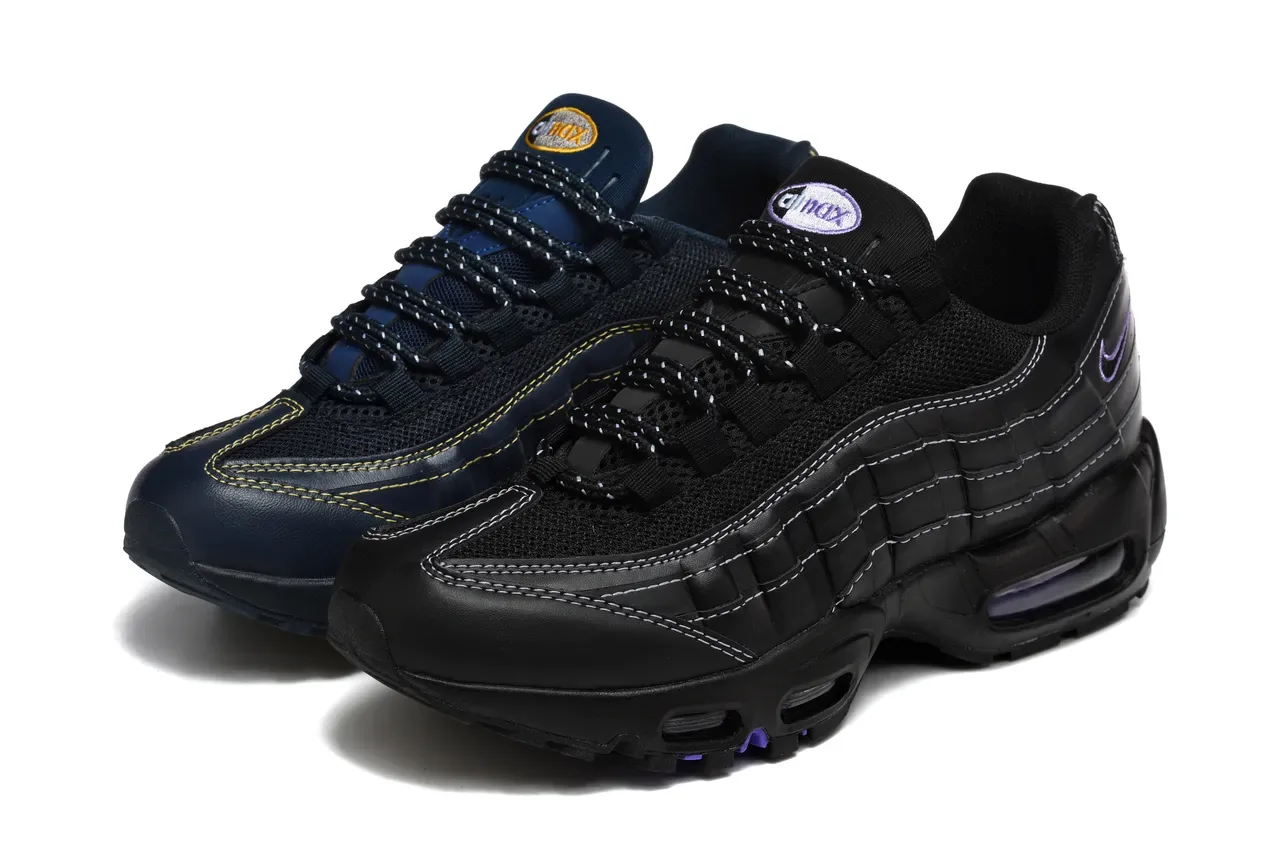 Nike Air Max 95 Blanc et Rouge Sneakers Lifestyle 6