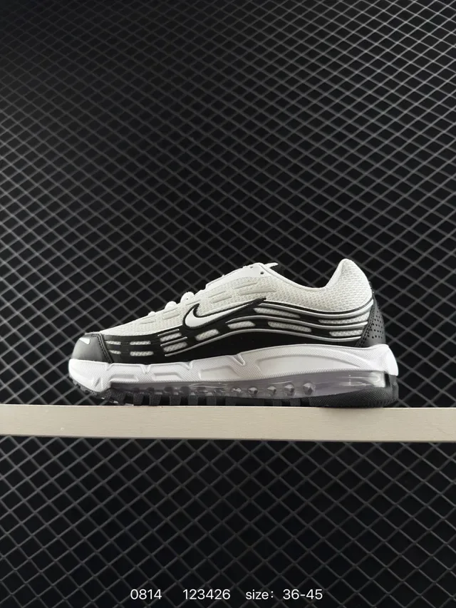 Nike Air Max Plus White Black Lifestyle Sneakers 5