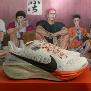 Nike Air Zoom Pegasus بيج برتقالي الجزء العلوي من الشبك الهندسي تغطية سووش أسود أحذية جري