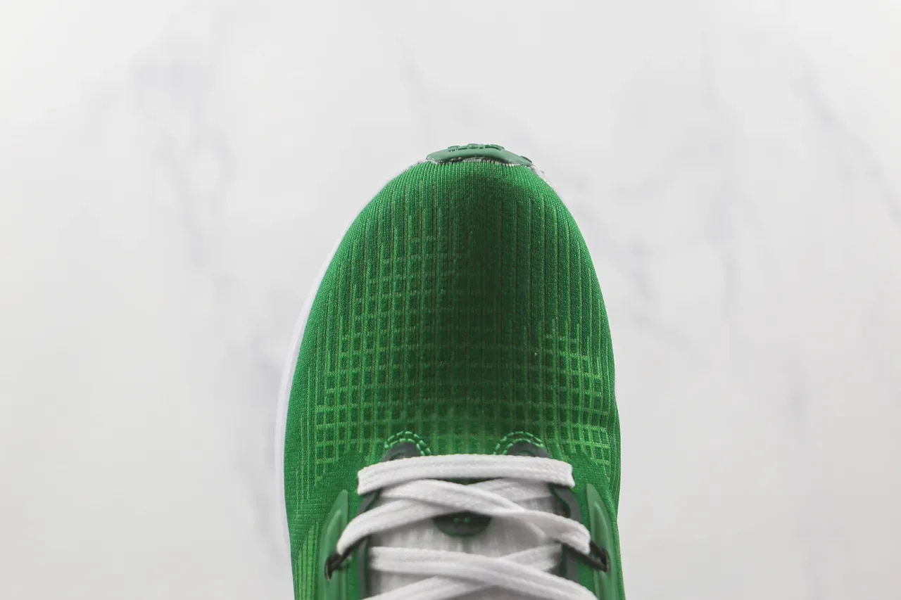 Nike Air Zoom Pegasus हरा सफेद काला रनिंग शूज 6