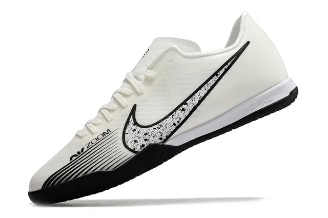 Nike Air Zoom Branco Laranja Baixo Corte Sintético Superior Padrão Geométrico Sobreposição Sapatos de Futebol Indoor 21
