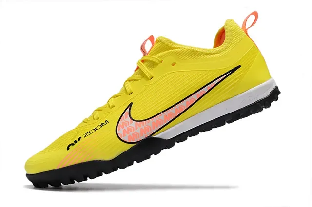 Nike Air Zoom Low-Cut Knit Upper Jaune Noir Chaussures de football Gazon artificiel 4