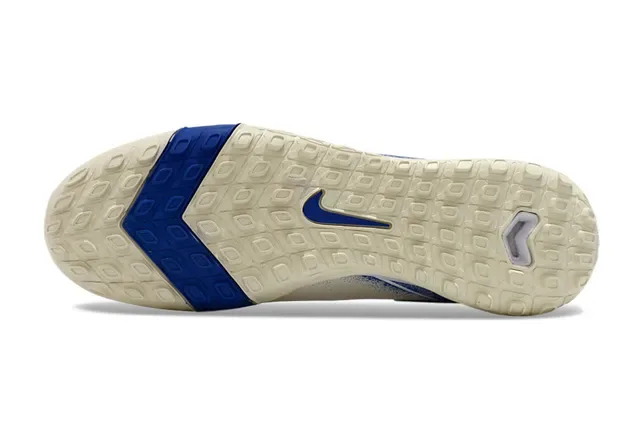 Nike Beige Blue Knit Upper Outsole Turf Soccer Shoes 6