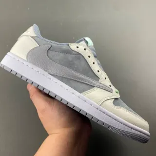 Nike بيجي رمادي لوتوب لاير جلد سويدي علوي سنيكرز