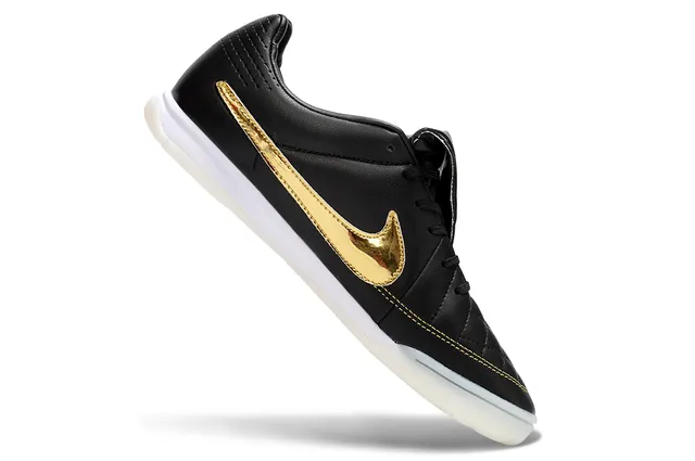 نايك أسود ذهبي جلد مبطن أعلى Swoosh معدني أحذية كرة قدم داخلية 2