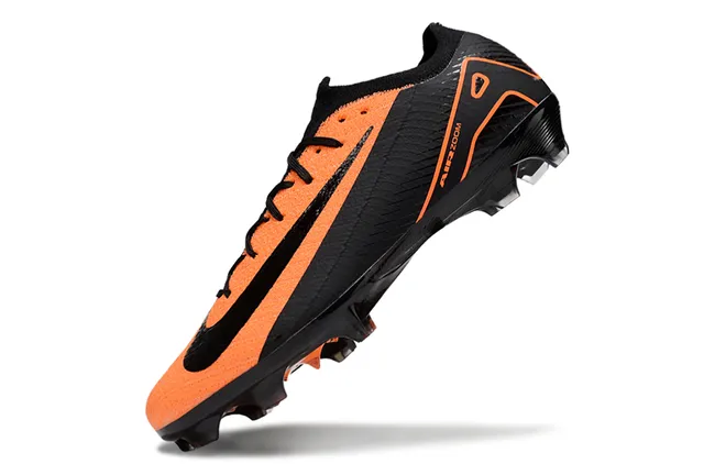 Nike zapatillas de fútbol negras y naranjas de corte bajo con cuello de calcetín, upper de knit sintético, para tierra firme 3