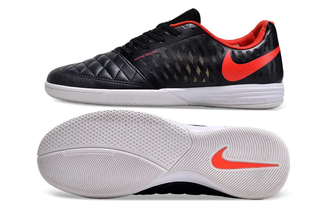 Nike Black Red Quilted Toe Cap Perforated Mesh Vamp Indoor Soccer Shoes 6