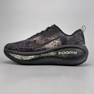 Nike أسود فضي مصمم محبك العلوي منقط فحمي أحذية جري