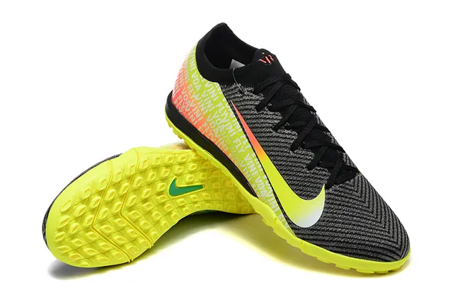 Nike Black Yellow Knit Upper Gradient Swoosh Turf Soccer Shoes 7
