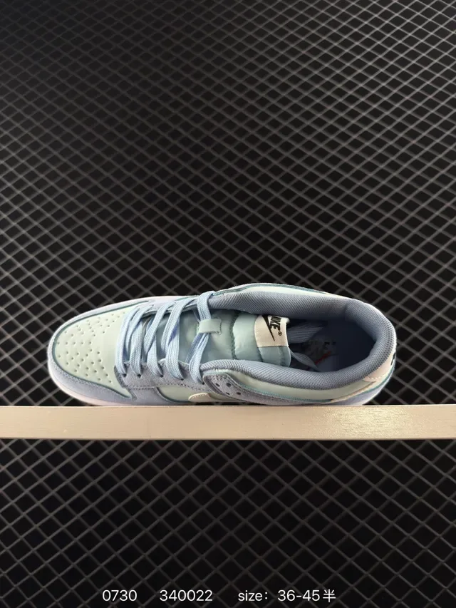Nike Dunk Low Pastel Blue Mint Cream Lifestyle Sneakers 3