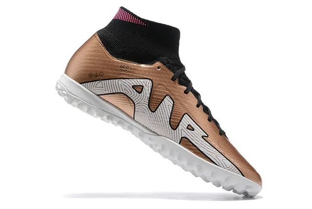 Nike Sapatos de Futebol Turf com Colar de Ajuste a Meia, Parte Superior de Malha Metálica em Cor Dourada Preta 3