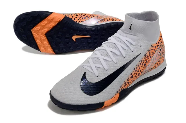 Nike Chaussures de Football Turf Gris et Orange Haut avec Col de Chaussette et Overlay Synthétique Tacheté 3