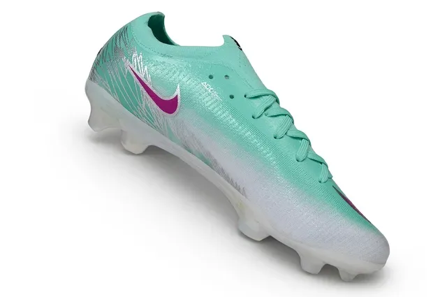 Nike Vert Rose Low-Cut Sock-Fit Upper Iridescent Translucent Sole Firm-Ground Chaussures de Football 2