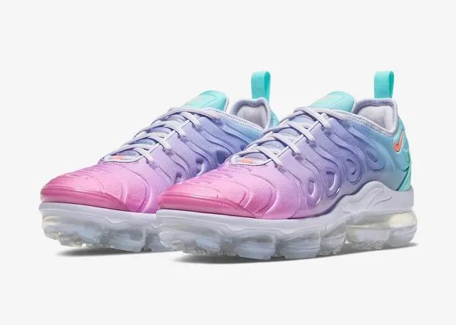 Nike Multicolor Gradient Upper Wave-Pattern Overlays Lifestyle Sneakers 5