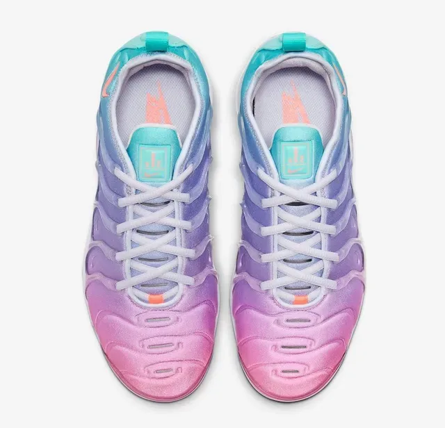 Nike Multicolor Gradient Upper Wave-Pattern Overlays Lifestyle Sneakers 6