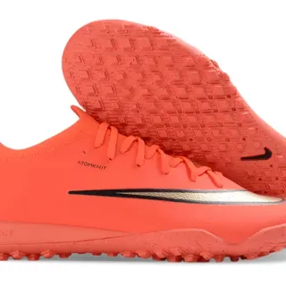 Nike 橙金针织鞋面低切领草皮足球鞋