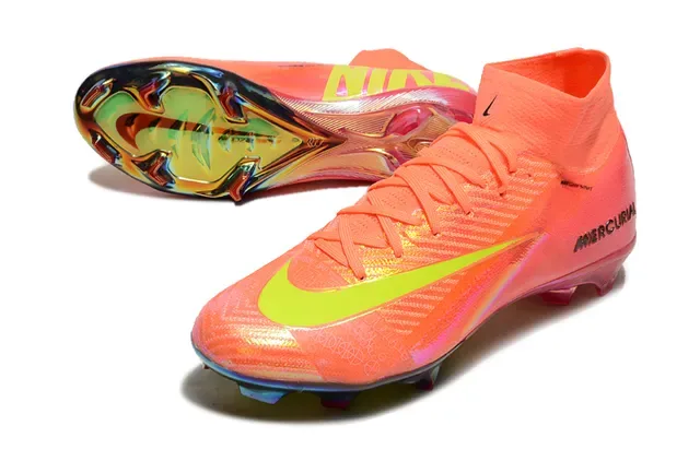 Nike Orange Multicolore Chaussures de Football Haut de Coupe Ajustement Chaussette Finition Iridescente Holographique Terrain Ferme 3