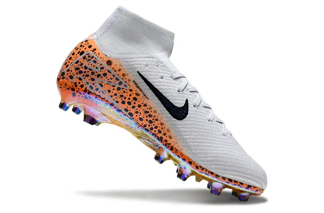 Nike Naranja Blanco High-Cut Flyknit Upper Iridiscent Outsole Firm-Ground Zapatos de fútbol 3