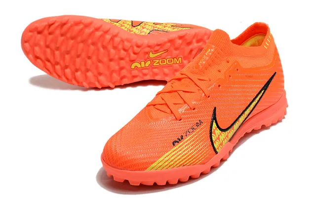 Nike Orange Jaune Haut en tricot Col d'ajustement dynamique Chaussures de soccer turf 3
