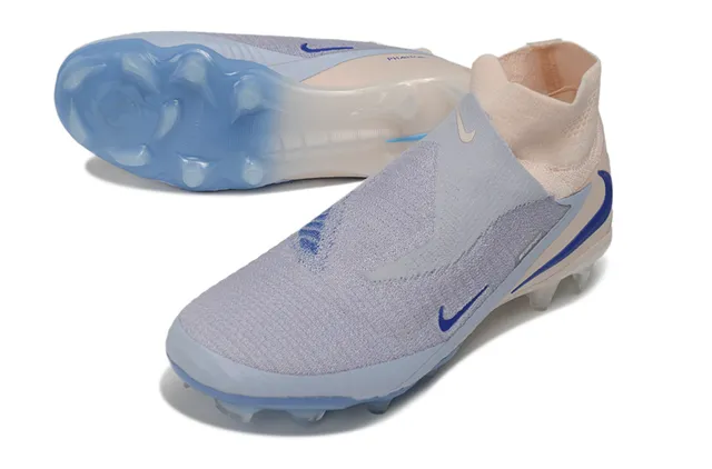 Nike Phantom GT 米色蓝 袜套领 Flyknit 鞋面 Firm-Ground 足球鞋 14