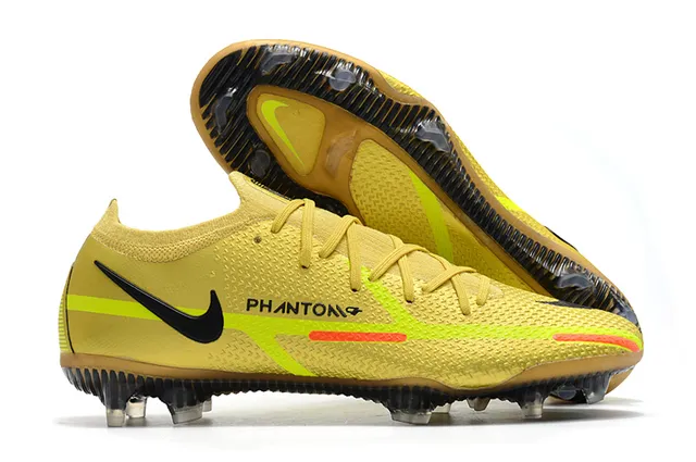Nike Phantom GT 黑色红色针织鞋面 低帮靴领 钉地足球鞋 3