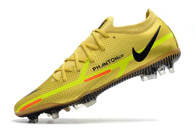 Nike Phantom GT 黑色红色针织鞋面 低帮靴领 钉地足球鞋 6