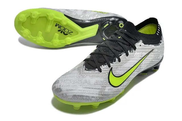 Nike Phantom GT Firm-Ground Soccer Shoes 3