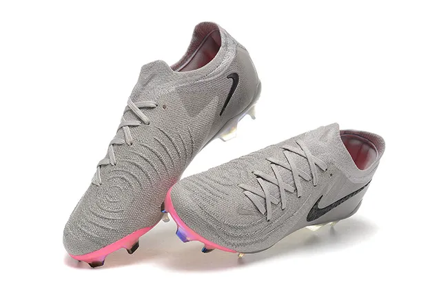 Nike Phantom GT Cinza Rosa Sock-Fit Knit Upper Asymmetric Lacing Firm-Ground Sapatos de Futebol 3