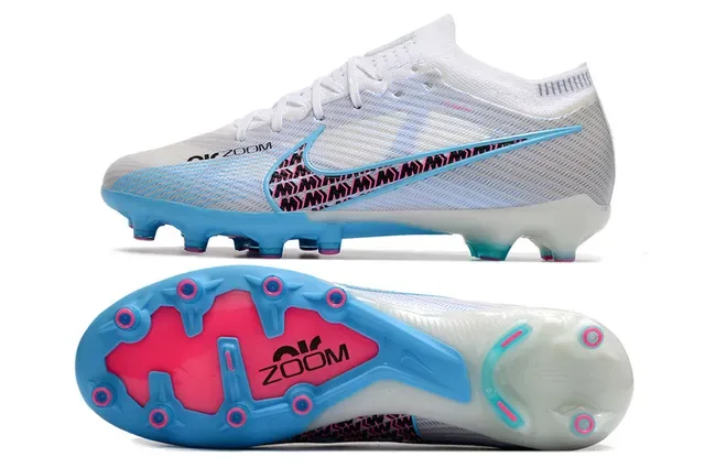 Nike Phantom GT White Blue Knit Upper Patterned Swoosh Overlay Firm-Ground Soccer Shoes 5